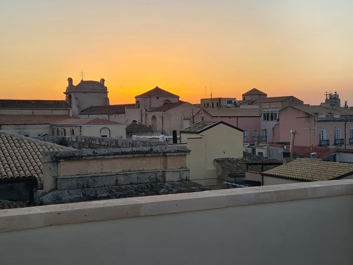 Le Tre Campane Ortigia Apartment Syracuse ภายนอก รูปภาพ